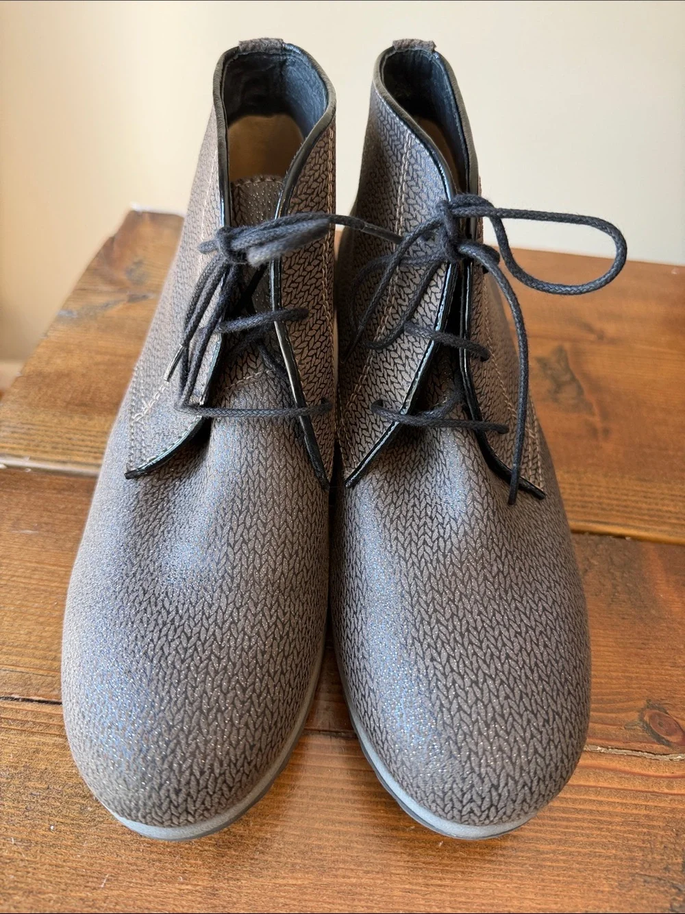 Wolky Gray Metallic Comfort Lace Up Dusky Winter Ankle Booties